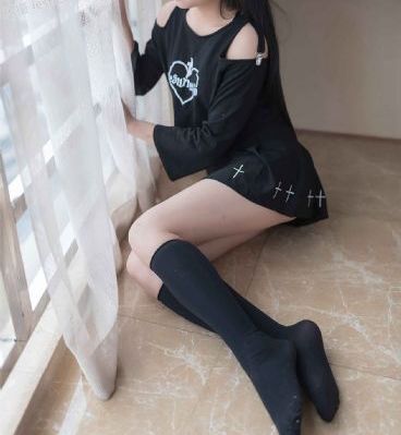阁楼里情人_蓝光免费电视剧