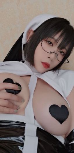 俄罗斯少女_BD英语全集免费观看
